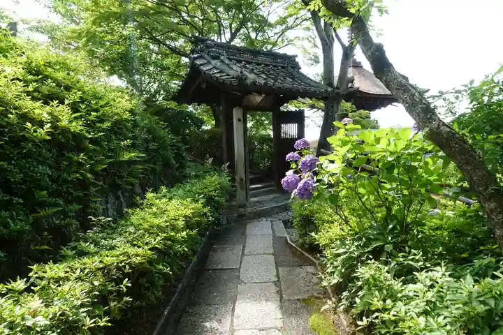 善峯寺の末社・摂社