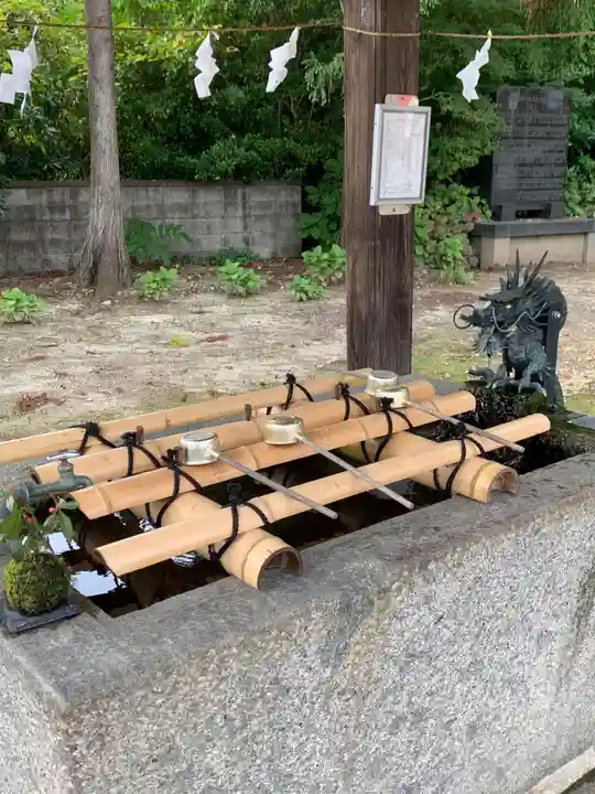 鼬幣稲荷神社の手水舎