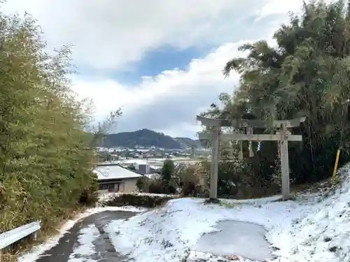 丸郷神社の鳥居