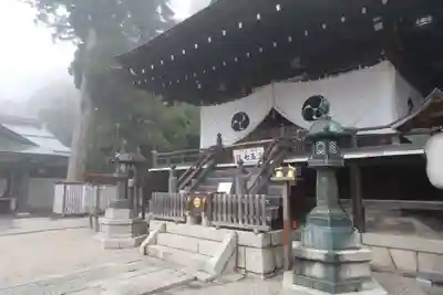 日牟禮八幡宮の本殿・本堂