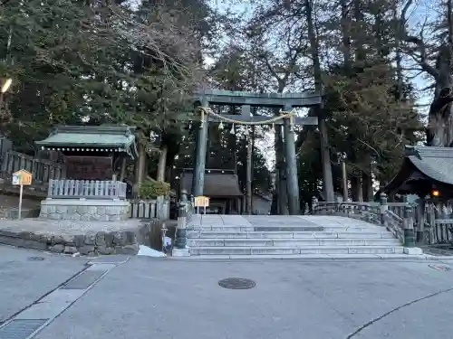 諏訪大社の{uncategorized: "未分類", other: "その他", undefined: "問題あり", building: "その他建物", grave: "お墓", sacred_gate: "鳥居", guardian: "狛犬", statue: "像", buddha: "仏像", history: "歴史", nature: "自然", garden: "庭園", animal: "動物", pagoda: "塔", temizu: "手水舎", mountain_gate: "山門・神門", sanctuary: "本殿・本堂", subordinate: "末社・摂社", art: "芸術", scenery: "景色", jizo: "地蔵", ema: "絵馬", goshuin: "御朱印", omikuji: "おみくじ", items: "授与品その他", amulet: "お守り", goshuincho: "御朱印帳", eats: "食事", festival: "お祭り", votive_dance: "神楽", shichigosan: "七五三参", wedding: "結婚式", experience: "体験その他", initially: "初詣", around: "周辺", anti_infection: "感染症対策"}