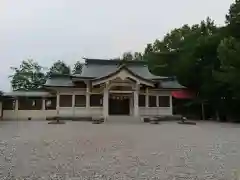 白山神社の本殿