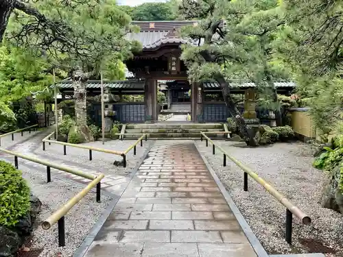 本蓮寺の山門・神門