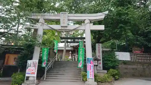 鳩ヶ谷氷川神社の鳥居