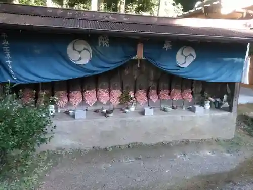 森山不動尊の地蔵