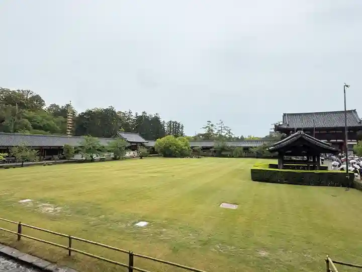 東大寺の{uncategorized: "未分類", other: "その他", undefined: "問題あり", building: "その他建物", grave: "お墓", sacred_gate: "鳥居", guardian: "狛犬", statue: "像", buddha: "仏像", history: "歴史", nature: "自然", garden: "庭園", animal: "動物", pagoda: "塔", temizu: "手水舎", mountain_gate: "山門・神門", sanctuary: "本殿・本堂", subordinate: "末社・摂社", art: "芸術", scenery: "景色", jizo: "地蔵", ema: "絵馬", goshuin: "御朱印", omikuji: "おみくじ", items: "授与品その他", amulet: "お守り", goshuincho: "御朱印帳", eats: "食事", festival: "お祭り", votive_dance: "神楽", shichigosan: "七五三参", wedding: "結婚式", experience: "体験その他", initially: "初詣", around: "周辺", anti_infection: "感染症対策"}