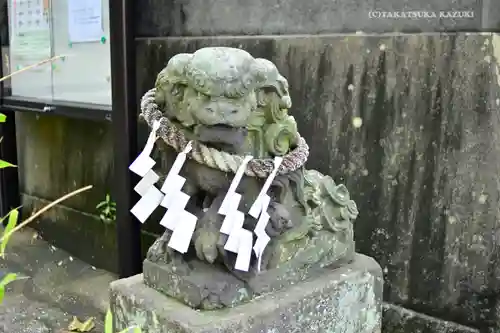 海南神社の狛犬