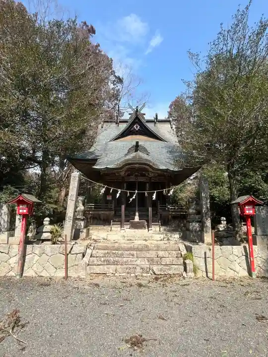 武塔神社の{uncategorized: "未分類", other: "その他", undefined: "問題あり", building: "その他建物", grave: "お墓", sacred_gate: "鳥居", guardian: "狛犬", statue: "像", buddha: "仏像", history: "歴史", nature: "自然", garden: "庭園", animal: "動物", pagoda: "塔", temizu: "手水舎", mountain_gate: "山門・神門", sanctuary: "本殿・本堂", subordinate: "末社・摂社", art: "芸術", scenery: "景色", jizo: "地蔵", ema: "絵馬", goshuin: "御朱印", omikuji: "おみくじ", items: "授与品その他", amulet: "お守り", goshuincho: "御朱印帳", eats: "食事", festival: "お祭り", votive_dance: "神楽", shichigosan: "七五三参", wedding: "結婚式", experience: "体験その他", initially: "初詣", around: "周辺", anti_infection: "感染症対策"}