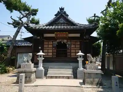 秋津神社の本殿・本堂