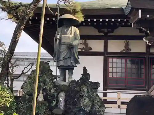 医王寺の像