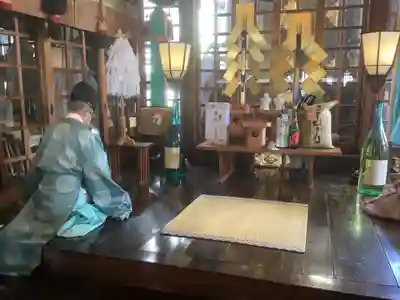 三輪神社の本殿・本堂