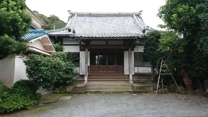 妙法寺の本殿・本堂