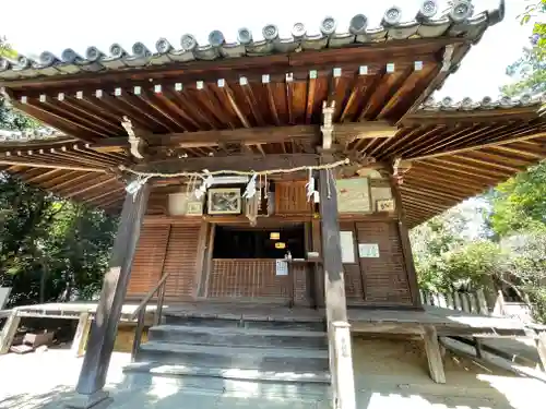 廣國神社の本殿