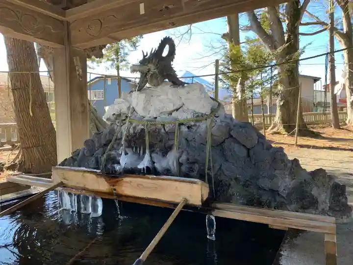 小室浅間神社の手水舎