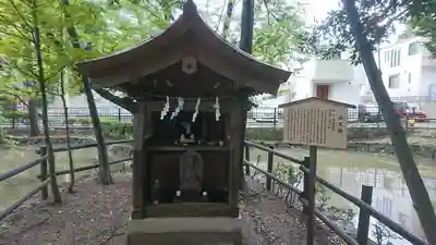 師岡熊野神社の末社・摂社