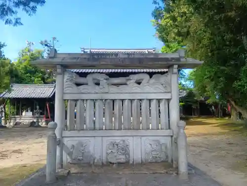 日枝神社の{uncategorized: "未分類", other: "その他", undefined: "問題あり", building: "その他建物", grave: "お墓", sacred_gate: "鳥居", guardian: "狛犬", statue: "像", buddha: "仏像", history: "歴史", nature: "自然", garden: "庭園", animal: "動物", pagoda: "塔", temizu: "手水舎", mountain_gate: "山門・神門", sanctuary: "本殿・本堂", subordinate: "末社・摂社", art: "芸術", scenery: "景色", jizo: "地蔵", ema: "絵馬", goshuin: "御朱印", omikuji: "おみくじ", items: "授与品その他", amulet: "お守り", goshuincho: "御朱印帳", eats: "食事", festival: "お祭り", votive_dance: "神楽", shichigosan: "七五三参", wedding: "結婚式", experience: "体験その他", initially: "初詣", around: "周辺", anti_infection: "感染症対策"}