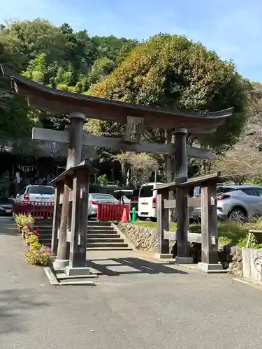 高尾山麓氷川神社(東京都)