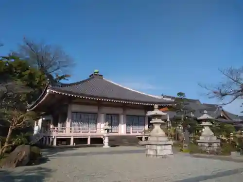 弘誓院の本殿・本堂