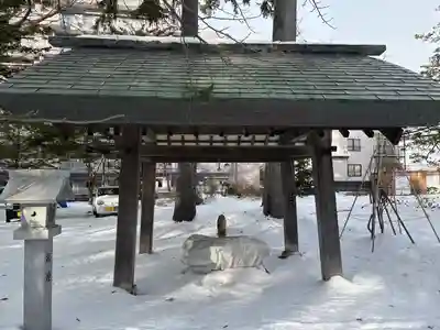信濃神社の手水舎