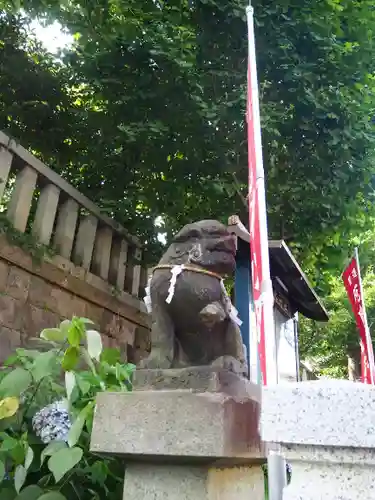 子之神社の狛犬