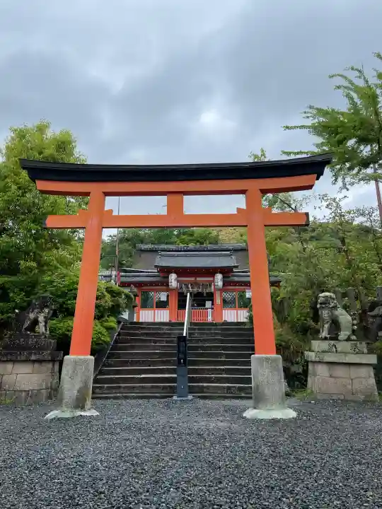 宇治神社の{uncategorized: "未分類", other: "その他", undefined: "問題あり", building: "その他建物", grave: "お墓", sacred_gate: "鳥居", guardian: "狛犬", statue: "像", buddha: "仏像", history: "歴史", nature: "自然", garden: "庭園", animal: "動物", pagoda: "塔", temizu: "手水舎", mountain_gate: "山門・神門", sanctuary: "本殿・本堂", subordinate: "末社・摂社", art: "芸術", scenery: "景色", jizo: "地蔵", ema: "絵馬", goshuin: "御朱印", omikuji: "おみくじ", items: "授与品その他", amulet: "お守り", goshuincho: "御朱印帳", eats: "食事", festival: "お祭り", votive_dance: "神楽", shichigosan: "七五三参", wedding: "結婚式", experience: "体験その他", initially: "初詣", around: "周辺", anti_infection: "感染症対策"}