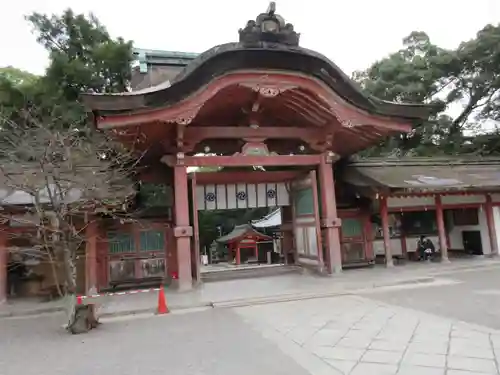 石清水八幡宮の山門・神門