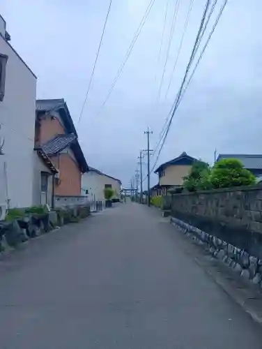 高桑八幡神社の{uncategorized: "未分類", other: "その他", undefined: "問題あり", building: "その他建物", grave: "お墓", sacred_gate: "鳥居", guardian: "狛犬", statue: "像", buddha: "仏像", history: "歴史", nature: "自然", garden: "庭園", animal: "動物", pagoda: "塔", temizu: "手水舎", mountain_gate: "山門・神門", sanctuary: "本殿・本堂", subordinate: "末社・摂社", art: "芸術", scenery: "景色", jizo: "地蔵", ema: "絵馬", goshuin: "御朱印", omikuji: "おみくじ", items: "授与品その他", amulet: "お守り", goshuincho: "御朱印帳", eats: "食事", festival: "お祭り", votive_dance: "神楽", shichigosan: "七五三参", wedding: "結婚式", experience: "体験その他", initially: "初詣", around: "周辺", anti_infection: "感染症対策"}