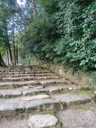 神魂神社の{uncategorized: "未分類", other: "その他", undefined: "問題あり", building: "その他建物", grave: "お墓", sacred_gate: "鳥居", guardian: "狛犬", statue: "像", buddha: "仏像", history: "歴史", nature: "自然", garden: "庭園", animal: "動物", pagoda: "塔", temizu: "手水舎", mountain_gate: "山門・神門", sanctuary: "本殿・本堂", subordinate: "末社・摂社", art: "芸術", scenery: "景色", jizo: "地蔵", ema: "絵馬", goshuin: "御朱印", omikuji: "おみくじ", items: "授与品その他", amulet: "お守り", goshuincho: "御朱印帳", eats: "食事", festival: "お祭り", votive_dance: "神楽", shichigosan: "七五三参", wedding: "結婚式", experience: "体験その他", initially: "初詣", around: "周辺", anti_infection: "感染症対策"}