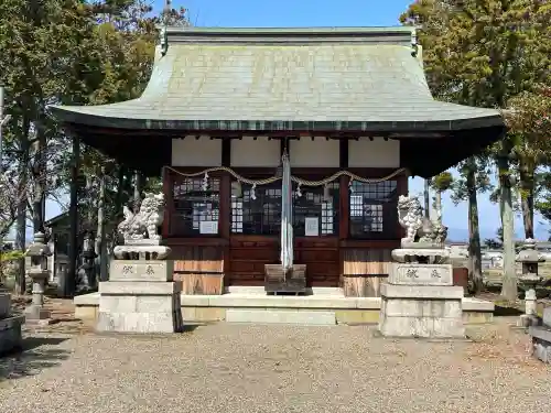 下多良神社の{uncategorized: "未分類", other: "その他", undefined: "問題あり", building: "その他建物", grave: "お墓", sacred_gate: "鳥居", guardian: "狛犬", statue: "像", buddha: "仏像", history: "歴史", nature: "自然", garden: "庭園", animal: "動物", pagoda: "塔", temizu: "手水舎", mountain_gate: "山門・神門", sanctuary: "本殿・本堂", subordinate: "末社・摂社", art: "芸術", scenery: "景色", jizo: "地蔵", ema: "絵馬", goshuin: "御朱印", omikuji: "おみくじ", items: "授与品その他", amulet: "お守り", goshuincho: "御朱印帳", eats: "食事", festival: "お祭り", votive_dance: "神楽", shichigosan: "七五三参", wedding: "結婚式", experience: "体験その他", initially: "初詣", around: "周辺", anti_infection: "感染症対策"}