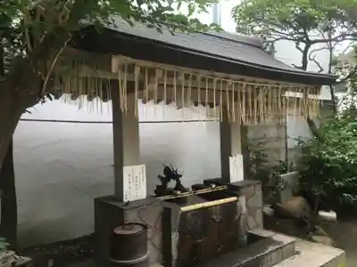 銀杏岡八幡神社の手水舎