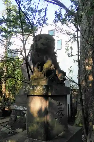 下石神井御嶽神社の狛犬