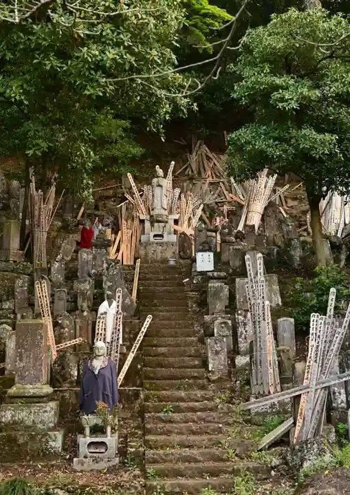 岩舟山高勝寺(栃木県)