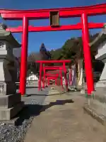 三光稲荷神社の{uncategorized: "未分類", other: "その他", undefined: "問題あり", building: "その他建物", grave: "お墓", sacred_gate: "鳥居", guardian: "狛犬", statue: "像", buddha: "仏像", history: "歴史", nature: "自然", garden: "庭園", animal: "動物", pagoda: "塔", temizu: "手水舎", mountain_gate: "山門・神門", sanctuary: "本殿・本堂", subordinate: "末社・摂社", art: "芸術", scenery: "景色", jizo: "地蔵", ema: "絵馬", goshuin: "御朱印", omikuji: "おみくじ", items: "授与品その他", amulet: "お守り", goshuincho: "御朱印帳", eats: "食事", festival: "お祭り", votive_dance: "神楽", shichigosan: "七五三参", wedding: "結婚式", experience: "体験その他", initially: "初詣", around: "周辺", anti_infection: "感染症対策"}