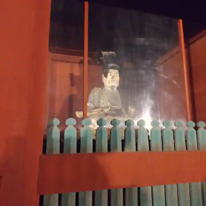 鶴岡八幡宮の像