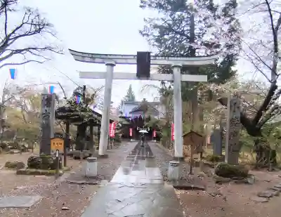 懐古神社の{uncategorized: "未分類", other: "その他", undefined: "問題あり", building: "その他建物", grave: "お墓", sacred_gate: "鳥居", guardian: "狛犬", statue: "像", buddha: "仏像", history: "歴史", nature: "自然", garden: "庭園", animal: "動物", pagoda: "塔", temizu: "手水舎", mountain_gate: "山門・神門", sanctuary: "本殿・本堂", subordinate: "末社・摂社", art: "芸術", scenery: "景色", jizo: "地蔵", ema: "絵馬", goshuin: "御朱印", omikuji: "おみくじ", items: "授与品その他", amulet: "お守り", goshuincho: "御朱印帳", eats: "食事", festival: "お祭り", votive_dance: "神楽", shichigosan: "七五三参", wedding: "結婚式", experience: "体験その他", initially: "初詣", around: "周辺", anti_infection: "感染症対策"}