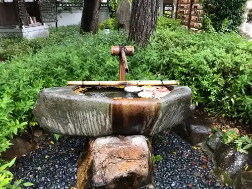 伊和志津神社の手水舎