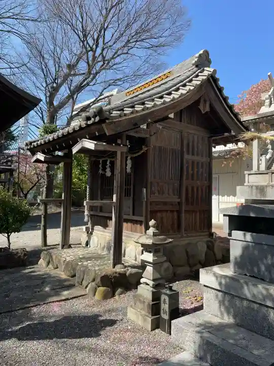 八幡神社の{uncategorized: "未分類", other: "その他", undefined: "問題あり", building: "その他建物", grave: "お墓", sacred_gate: "鳥居", guardian: "狛犬", statue: "像", buddha: "仏像", history: "歴史", nature: "自然", garden: "庭園", animal: "動物", pagoda: "塔", temizu: "手水舎", mountain_gate: "山門・神門", sanctuary: "本殿・本堂", subordinate: "末社・摂社", art: "芸術", scenery: "景色", jizo: "地蔵", ema: "絵馬", goshuin: "御朱印", omikuji: "おみくじ", items: "授与品その他", amulet: "お守り", goshuincho: "御朱印帳", eats: "食事", festival: "お祭り", votive_dance: "神楽", shichigosan: "七五三参", wedding: "結婚式", experience: "体験その他", initially: "初詣", around: "周辺", anti_infection: "感染症対策"}