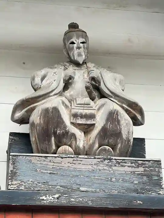 武甲山御嶽神社里宮の像