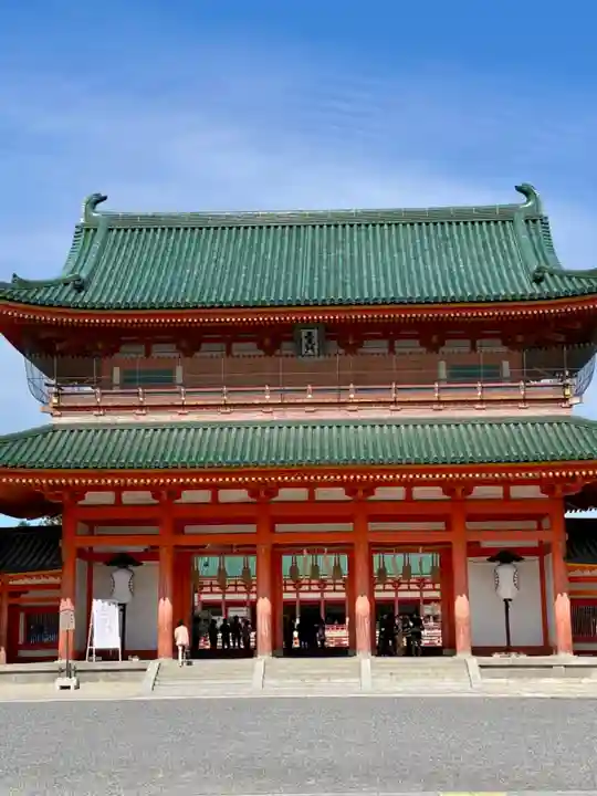 平安神宮の山門・神門