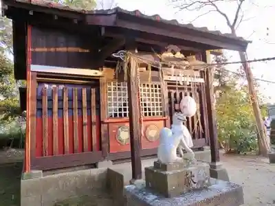 大船津稲荷神社の本殿