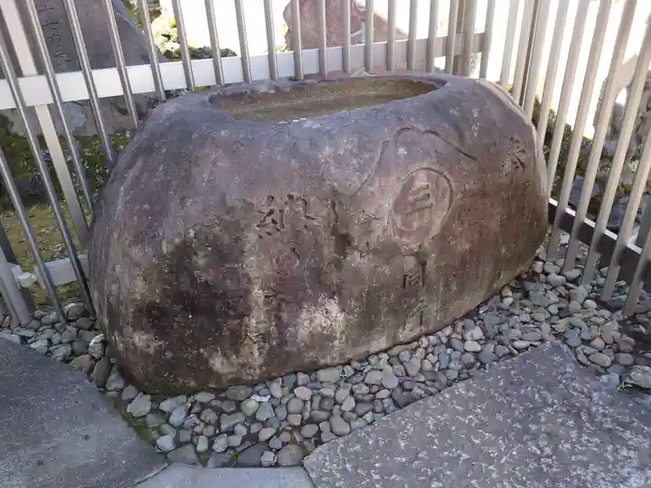 池袋氷川神社の手水舎