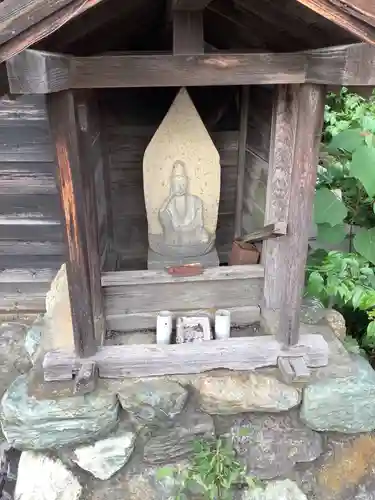 お堂（羽黒新田起シ）の本殿・本堂