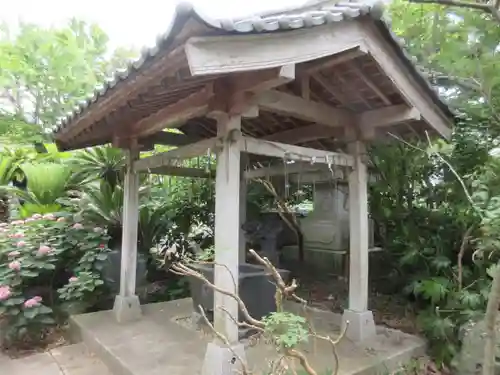 寳藏院の手水舎