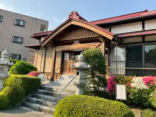 以津院の本殿・本堂