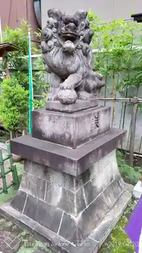 烏森神社の狛犬