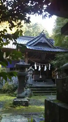 五所駒瀧神社の本殿