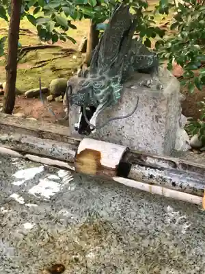 柴神社の手水舎