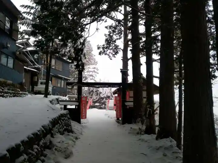 七面山奥之院の山門・神門