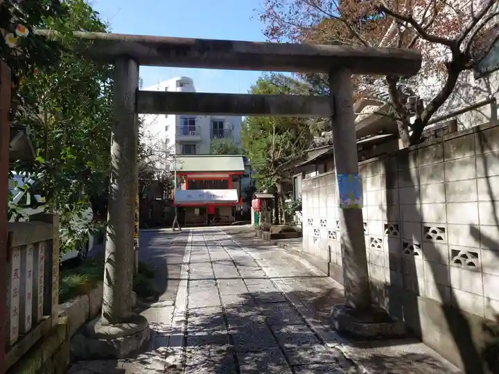 くまくま神社(導きの社 熊野町熊野神社)の鳥居