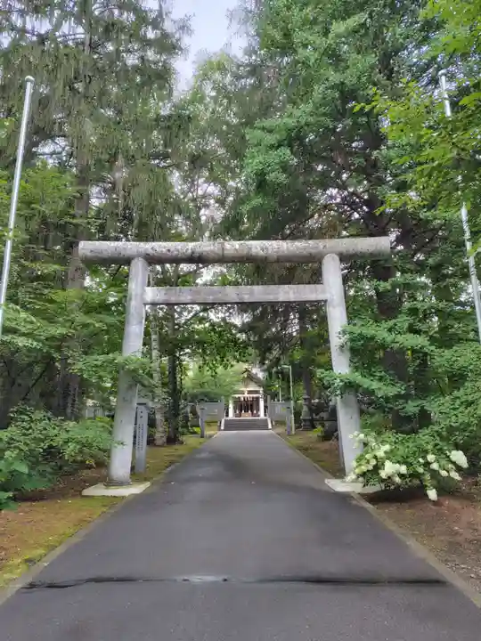 音更神社の鳥居